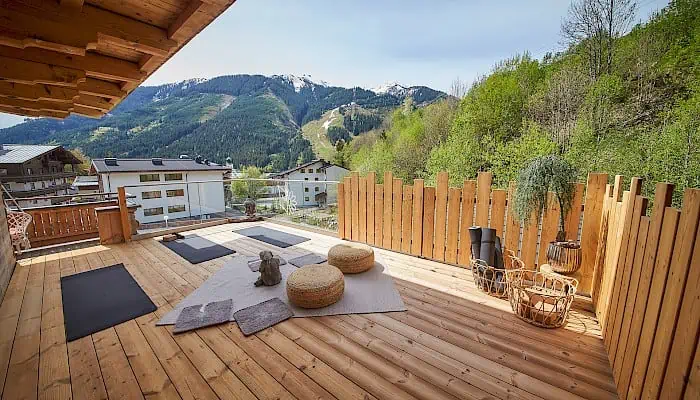cv0r0097.700x400.jpg